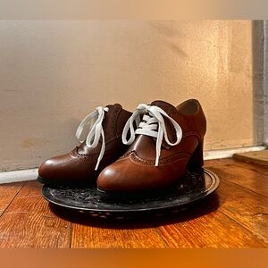 Oxford Women’s Heels